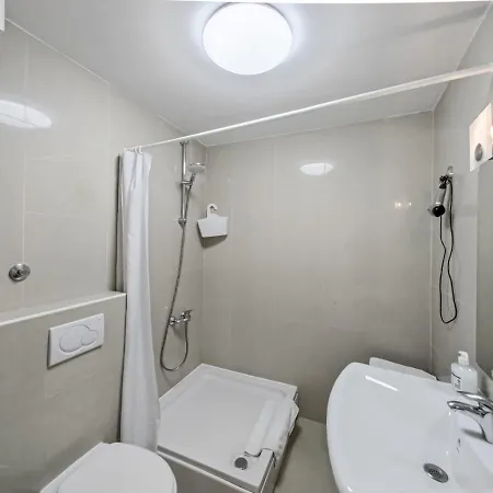 Appartement With Parking Space - 20700
