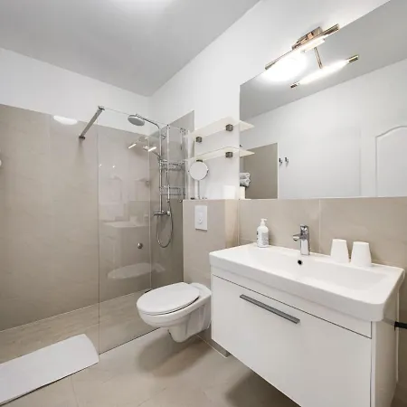 With Parking Space - 20700 Appartement