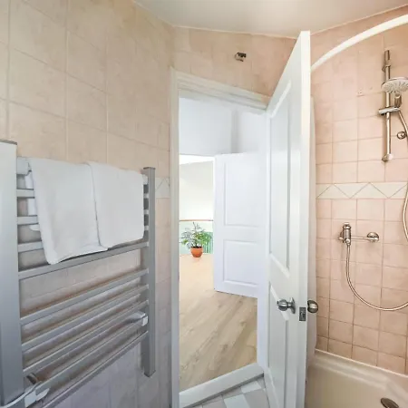 With Parking Space - 20700 * Makarska