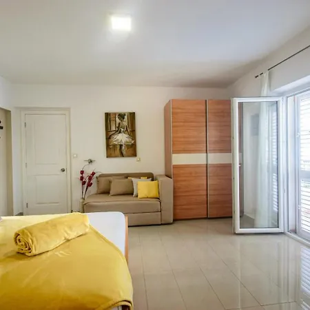 Apartment With A Parking Space - 20700