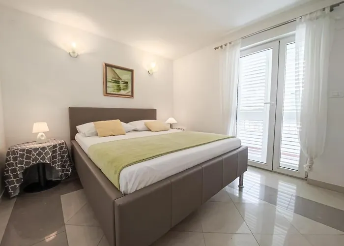 With Parking Space - 20700 Daire